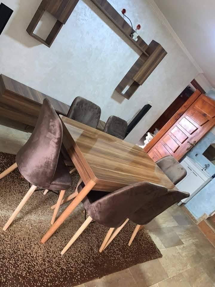 Pack AM S6 (6 Chaises + Table)