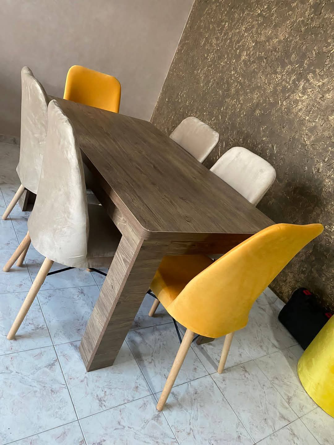 Pack AM S6 (6 Chaises + Table)