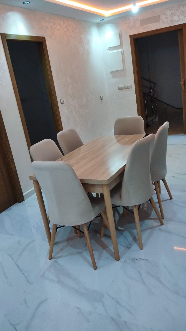 Pack AM S6 (6 Chaises + Table)