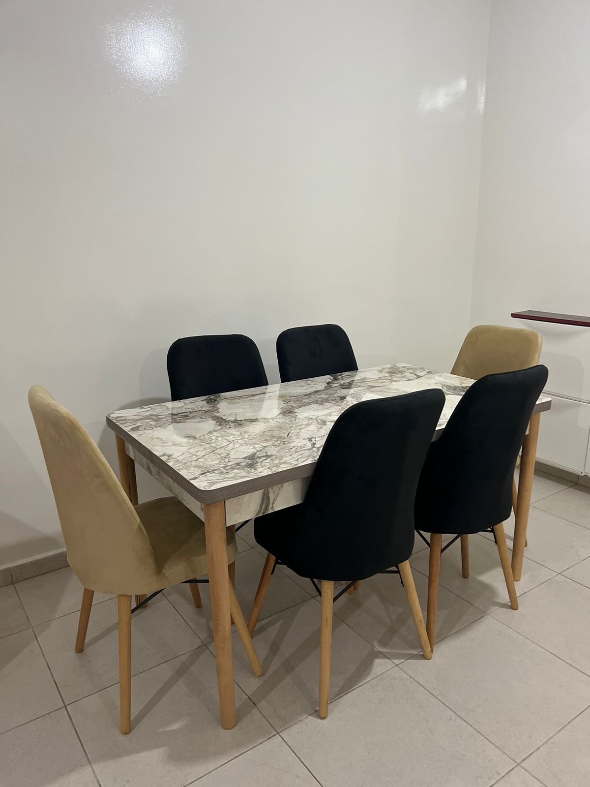 Pack AM S6 (6 Chaises + Table)
