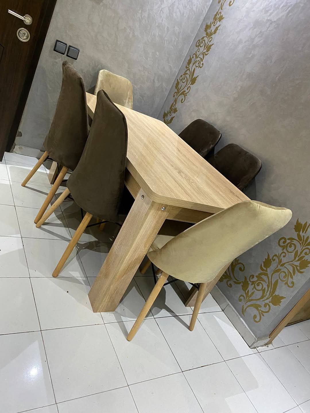 Pack AM S6 (6 Chaises + Table)