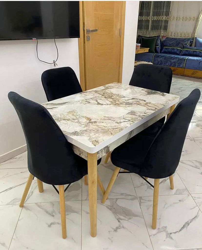 Pack AM S4 (4 Chaises + Table)