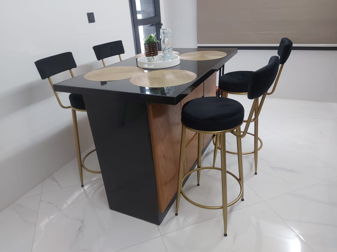 Chaise AM Tabouret C1